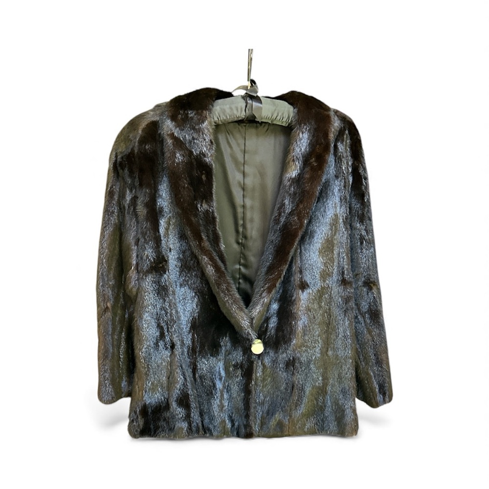 Vintage Dark Ranch Mink Fur Blackglama Mid Length Lined .Single Button Coat